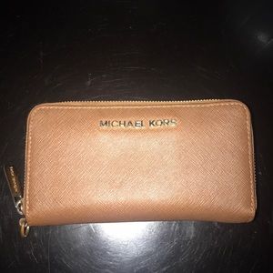 Michael Kors Jet Set Leather Wallet